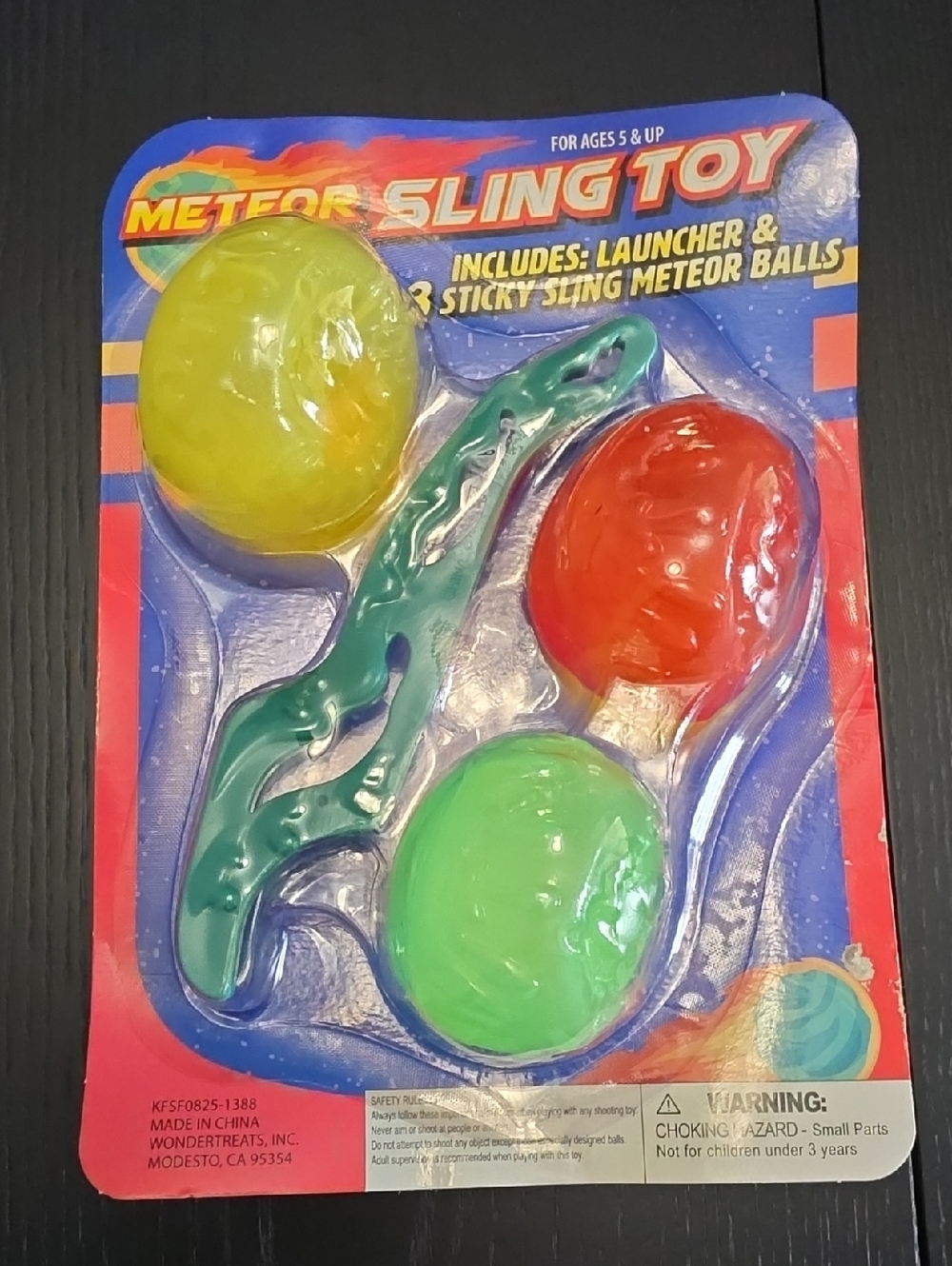 Meteor Sling Toy Launcher with Sticky Balls - Green, Yellow, Red
